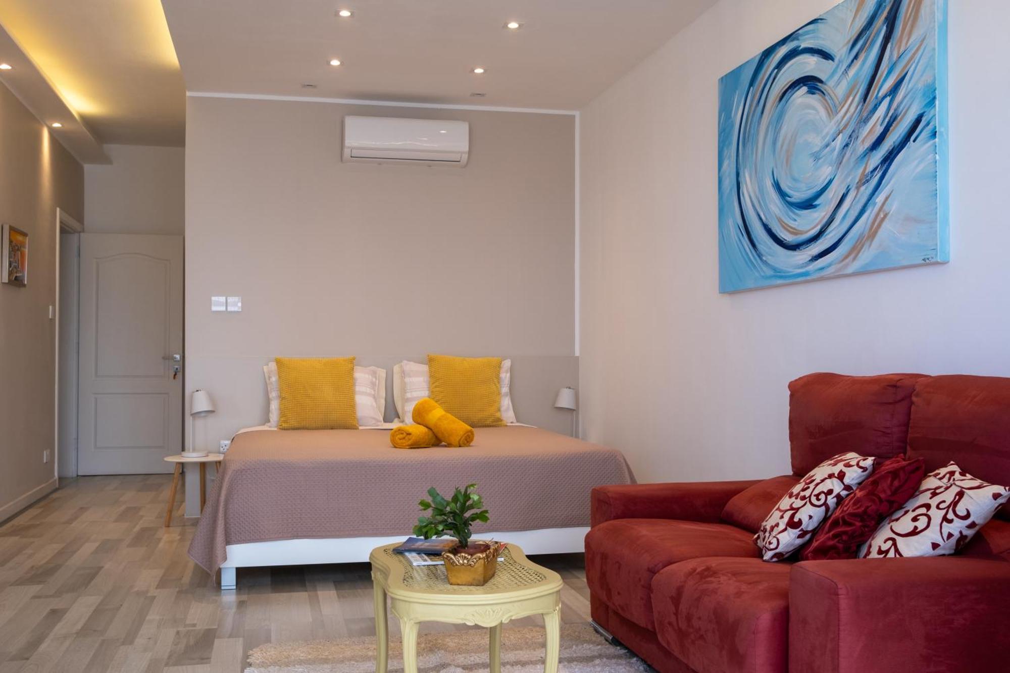 Saint Julian's Home Sweet Home מראה חיצוני תמונה